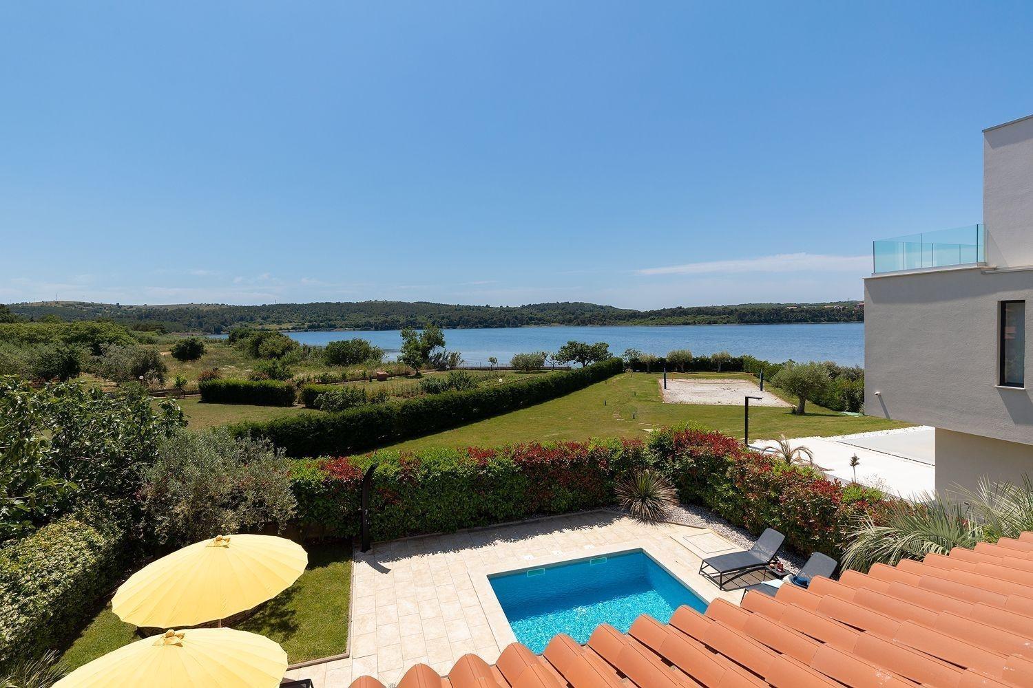 Ferienhaus In Pomer Mit Privatem Beheizten Pool Und Meerblick Exteriör bild